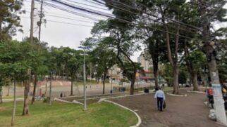 Duas viaturas foram enviadas ao local para prestar socorro e isolar a área