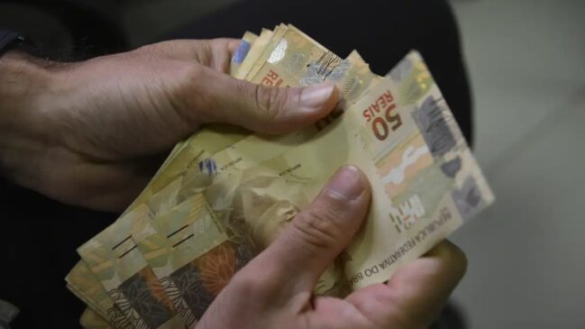 Valor mais alto do país reflete custo de vida e estratégia para aquecer a economia local