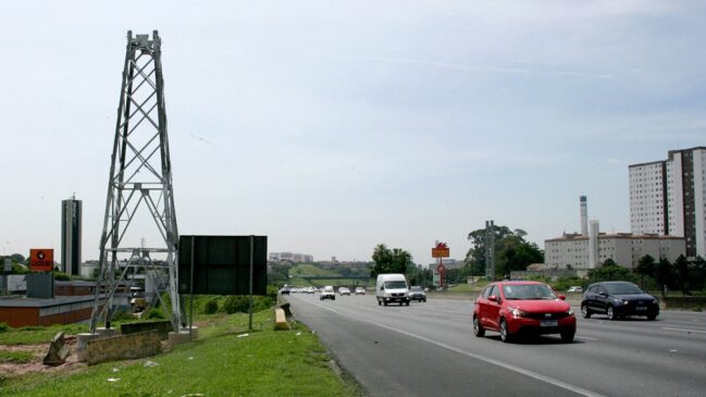 Segundo a concessionária Ecovias, os trabalhos serão realizados das 8h às 17h e das 20h às 5h