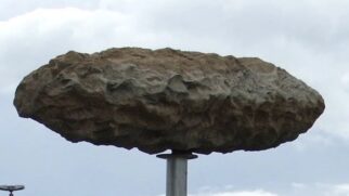 Existe monumentos curiosos em diversos Cantos do Brasil