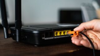 Segundo a Anatel, o Brasil descarta milhões de dispositivos eletrônicos por ano, incluindo roteadores