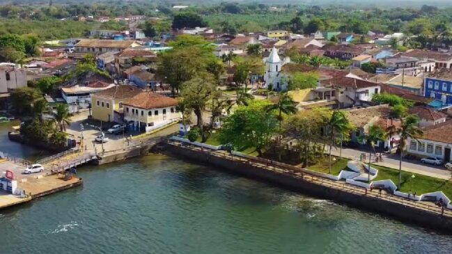 Com cerca de 12 mil, este destino foi destaque no guia internacional Condé Nast Traveler em 2022 por sua Mata Atlântica preservada