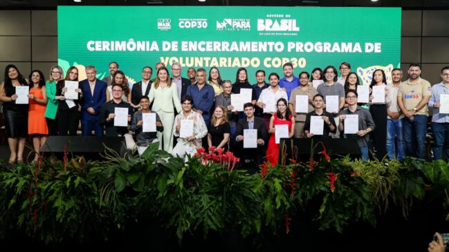 Governo do Pará e o governo Federal realizaram a cerimônia de certificação final do Programa de Voluntariado da COP30, iniciativa que contou com a participação de cerca de 1.300 voluntários e voluntárias