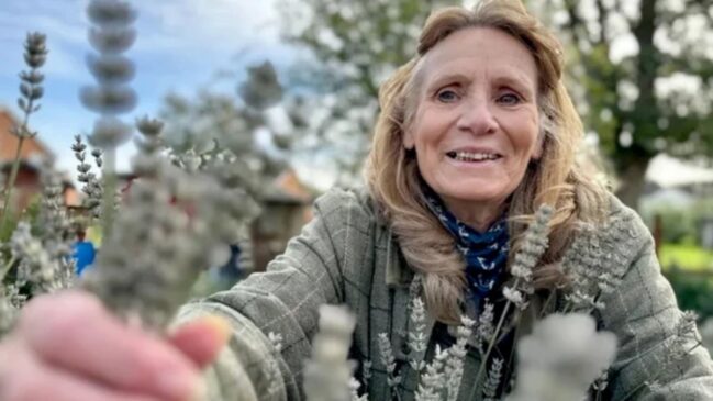 Filha de Innes Ireland, Christianne passou da rotina da Fórmula 1 à situação de rua e encontrou no voluntariado um caminho de volta