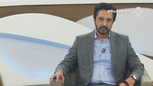 O prefeito de São Paulo, Ricardo Nunes, durante participação no Roda Viva