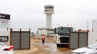 Construtora responsável pela execução das obras, HTB dividiu a construção em seis fases.