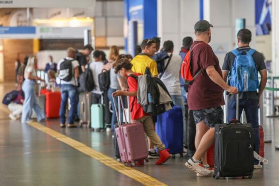 Uma decisão da categoria pode paralisar voos em todo o País