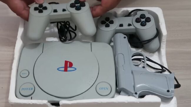 Em 1997, surgiria o icônico Polystation, que manteve unidades atualizadas por muitos anos
