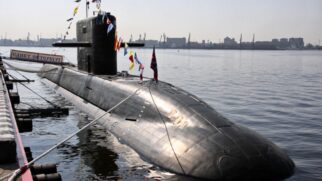Segundo publicações especializadas russas, a quilha do navio foi batida em novembro de 2006, mas o lançamento ao mar só aconteceu em dezembro de 2022.