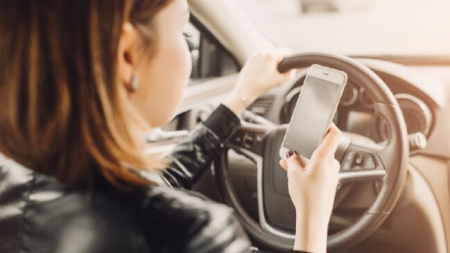 A versão digital dos documentos obrigatórios para os motoristas ganhou maior protagonismo | Frepik