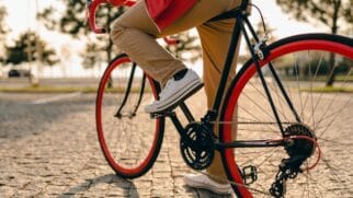 Após 10 minutos de ciclismo intenso, cientistas observaram mudanças em proteínas e genes ligados ao metabolismo e à resposta celular