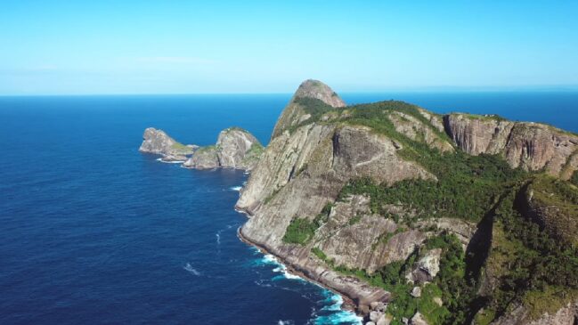 Considerado um dos tesouros mais preservados do Brasil, o arquipélago hoje é um santuário de biodiversidade