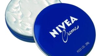 Efeito de luxo por R$ 20? Entenda por que a latinha azul da Nivea virou a favorita das especialistas