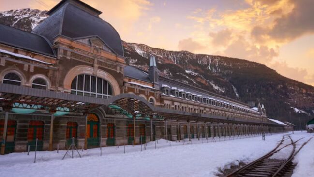 De ruína ferroviária a suíte 5 estrelas: o renascimento de um ícone nos Pirineus