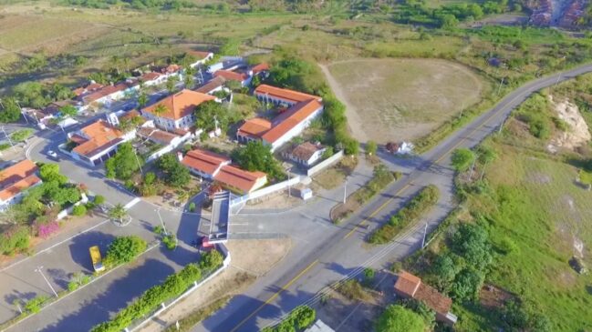 Solânea a 680 metros de altitude e tem média de 21,2°C, com frio mais forte no inverno
