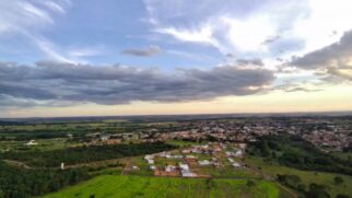 No Triângulo Mineiro, município combina vida tranquila, clima de interior e uma produção de abacaxi que ganhou destaque no País