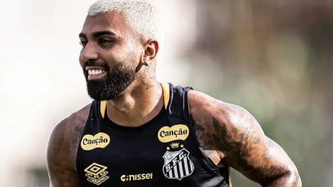 Empolgada com o retorno de Gabriel Barbosa, a torcida santista espera um Paulistão digno e um início de Brasileirão positivo para evitar qualquer sufoco ao fim da temporada