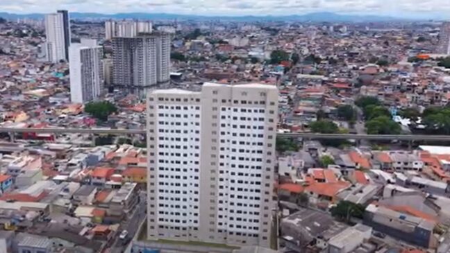 Residencial Estação Tolstói tem duas torres de apartamentos medindo entre 42m² e 51m²