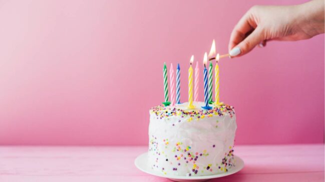 Antes de marcar aniversários, a melodia do 'Parabéns a você' tinha função educativa e outro nome
