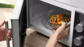 FDA (Food and Drug Administration) dos EUA confirma que o uso de micro-ondas para aquecer alimentos é completamente seguro