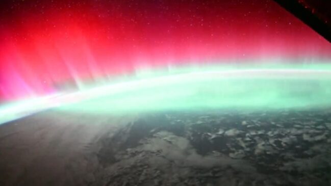 Aurora boreal foi capturada em vídeo pelo astronauta japonês Kimiya Yui