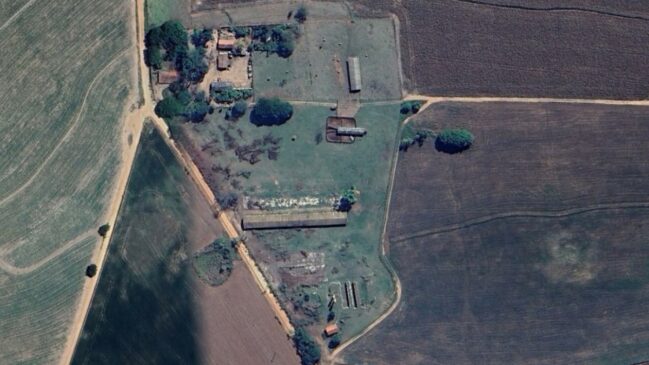 A propriedade possui 161,24 hectares e está situada na zona rural de Laranjal Paulista, no bairro Taquaranxin