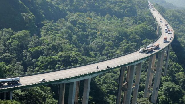 Vias, porém, não possuem radares de IA para fiscalizar infrações de trânsito