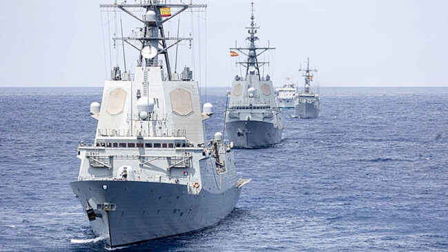 Plano, liderado pelo Ministério da Defesa, prevê a construção de novos submarinos, fragatas e embarcações de apoio