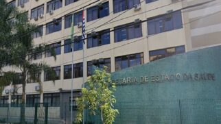 Segundo a SES, o fogo começou às 13h58 em uma estrutura instalada na área externa do Instituto do Coração (InCor)
