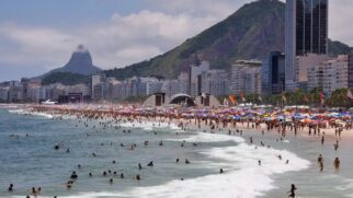 Segundo o porta-voz dos Bombeiros, tenente-coronel Fábio Contreiras, o aumento expressivo está relacionado à ressaca do mar