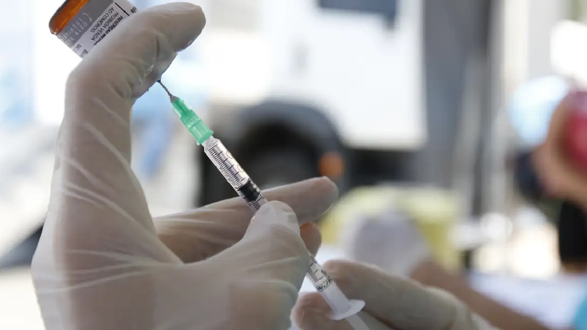 Campanha de vacinação ocorre contra o sarampo e a febre amarela