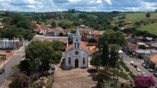 Pequena cidade vem se consolidando como um dos principais destinos para quem busca ecoturismo, aventura e alta gastronomia no interior de São Paulo