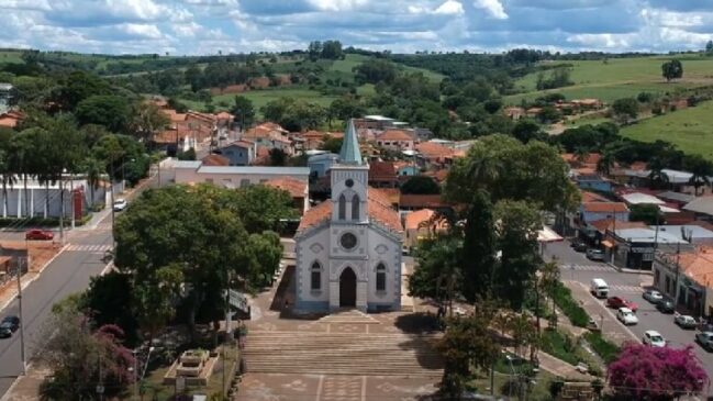 Pequena cidade vem se consolidando como um dos principais destinos para quem busca ecoturismo, aventura e alta gastronomia no interior de São Paulo