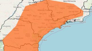 De acordo com o INMET, há previsão de chuva entre 30 e 60 milímetros por hora ou volumes que podem chegar a 100 milímetros por dia