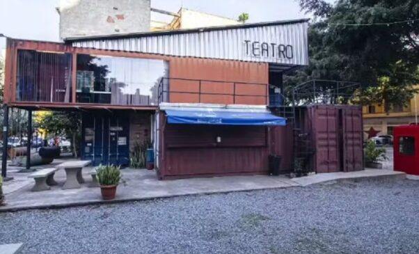 Teatro de Contêiner, sede da Cia. Munguzá de Teatro
