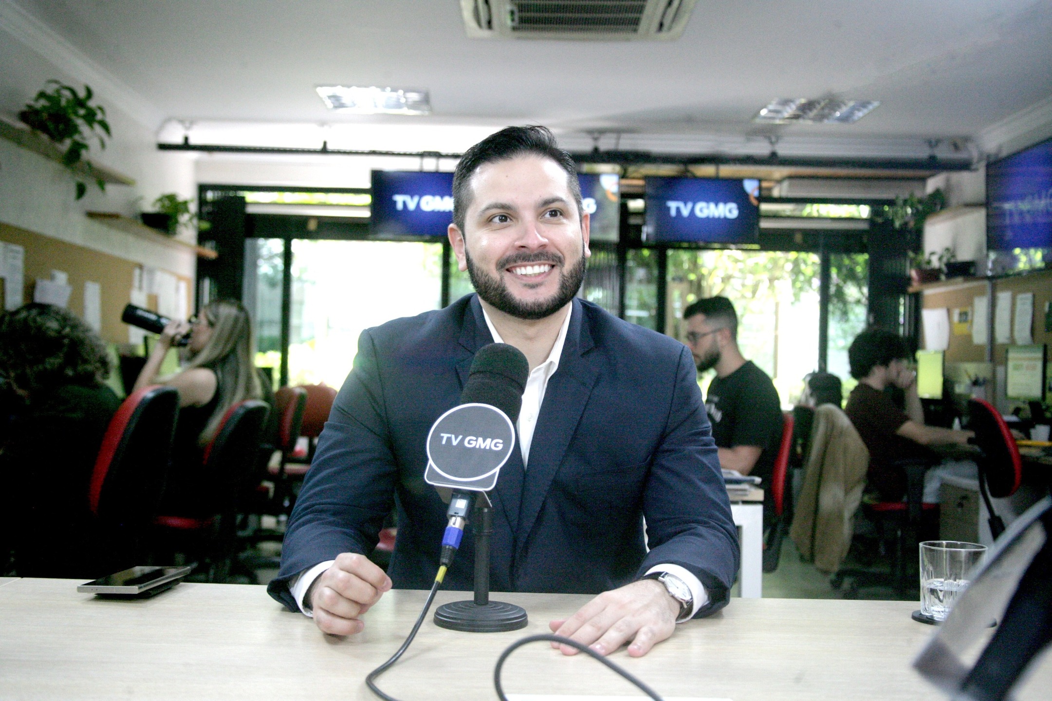 André Vasconcellos, professor da Trevisan Escola de Negócios, concedeu entrevista exclusiva na sede da Gazeta, em Moema, na zona sul da capital paulista