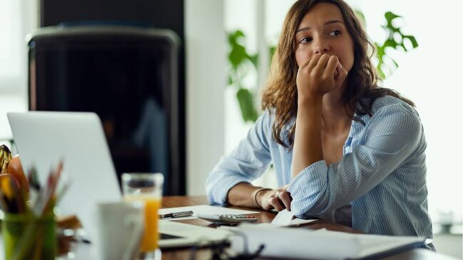 Entenda por que o corpo reage antes mesmo de você perceber o que está acontecendo