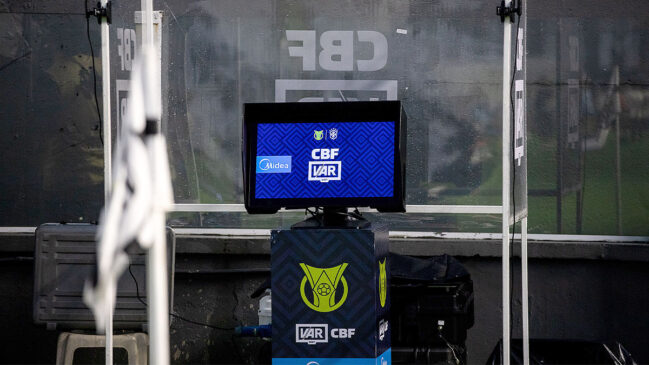 Árbitro de Vídeo (VAR) transformou a dinâmica do futebol mundial