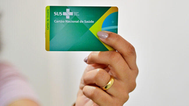 Cartão SUS não será extinto, mas passa por mudanças em 2026