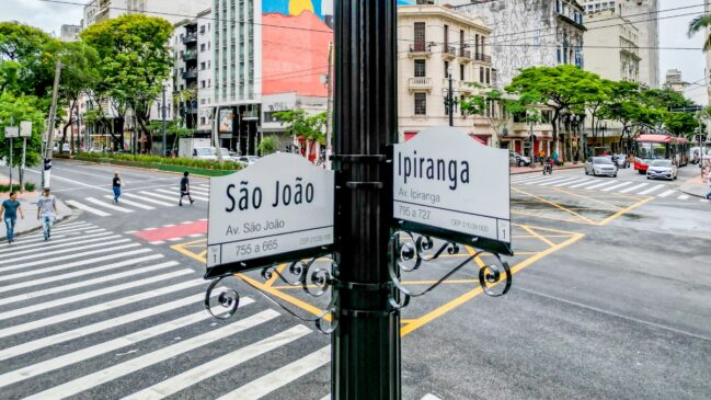 Esquina da Ipiranga com a São João será fechada para carros aos finais de semana