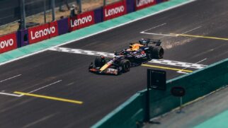 Compreender como funciona o sistema de pontos da F1 é essencial para acompanhar as disputas estratégicas que se desenrolam a cada Grande Prêmio