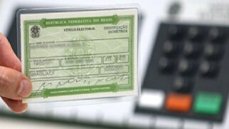 Eleitor precisa ficar atendo ao cadastro e regularidade do título