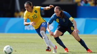 Aos 40 anos, Marta segue como protagonista dentro e fora de campo, acumulando recordes históricos e consolidando um legado que transformou o futebol feminino no Brasil e no mundo