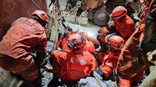 Resgate de criança pelo Copro de Bombeiros do RJ durou 5 horas