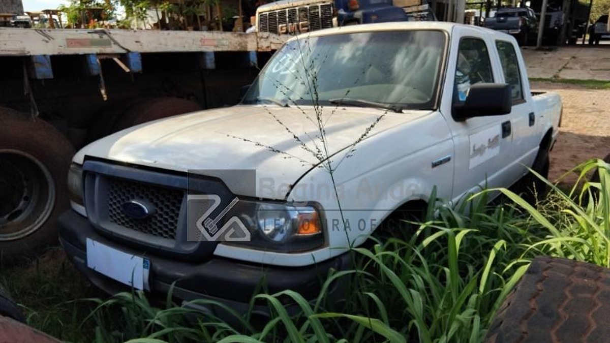 A Ford Ranger XL 13P é um dos destaques do Leilão