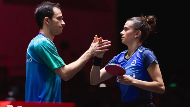 Dupla Hugo Calderano e Bruna Takahashi no WTT Singapura Smash 2026