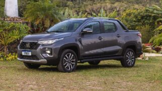A Fiat ficou à frente da alemã Volkswagen, com 25.737 emplacamentos e 15,5% de "market share", da norte-americana General Motors (16.164 e 9,9%