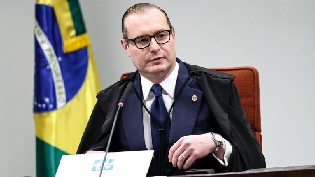 Outro ponto de destaque foram as recentes nomeações políticas de figuras com alto envolvimento com o presidente para um poder que deveria ser neutro, como é o caso do ministro Cristiano Zanin, ex-advogado pessoal de Lula (Foto: Marcelo Camargo / Agência Brasil)