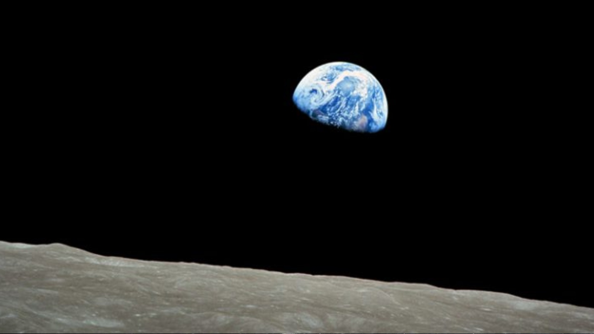 A Lua está se afastando da Terra e os moradores começam a sentir o impacto