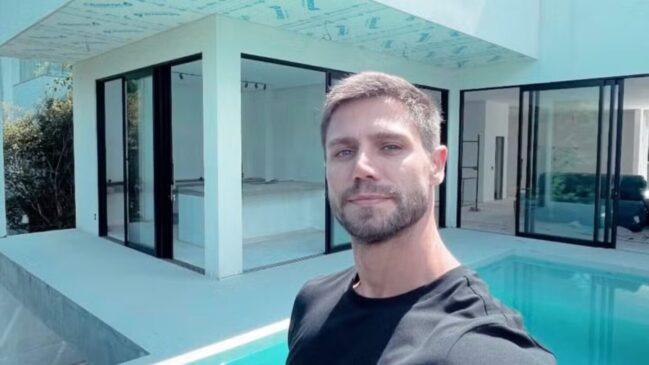 Jonas Sulzbach possui mansão com adega e garagem para quatro carros